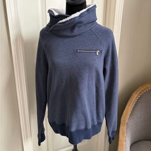 Abercrombie & Fitch Blue Sweatshirt with Zipper Detail